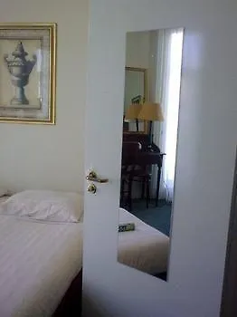 Hotel Park Plantage 3*