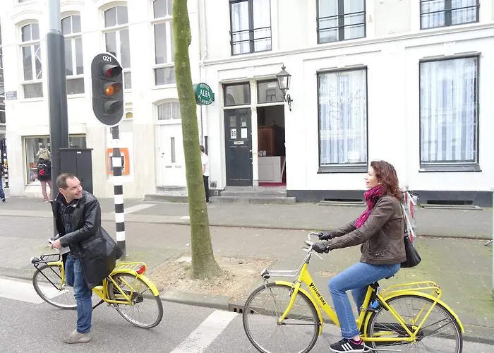 호텔 Park Plantage 3*