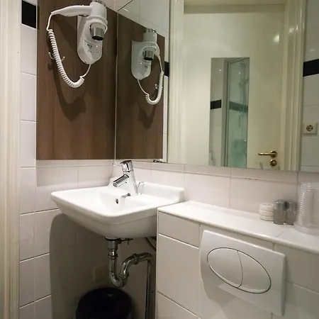 Hotel Park Plantage 3*